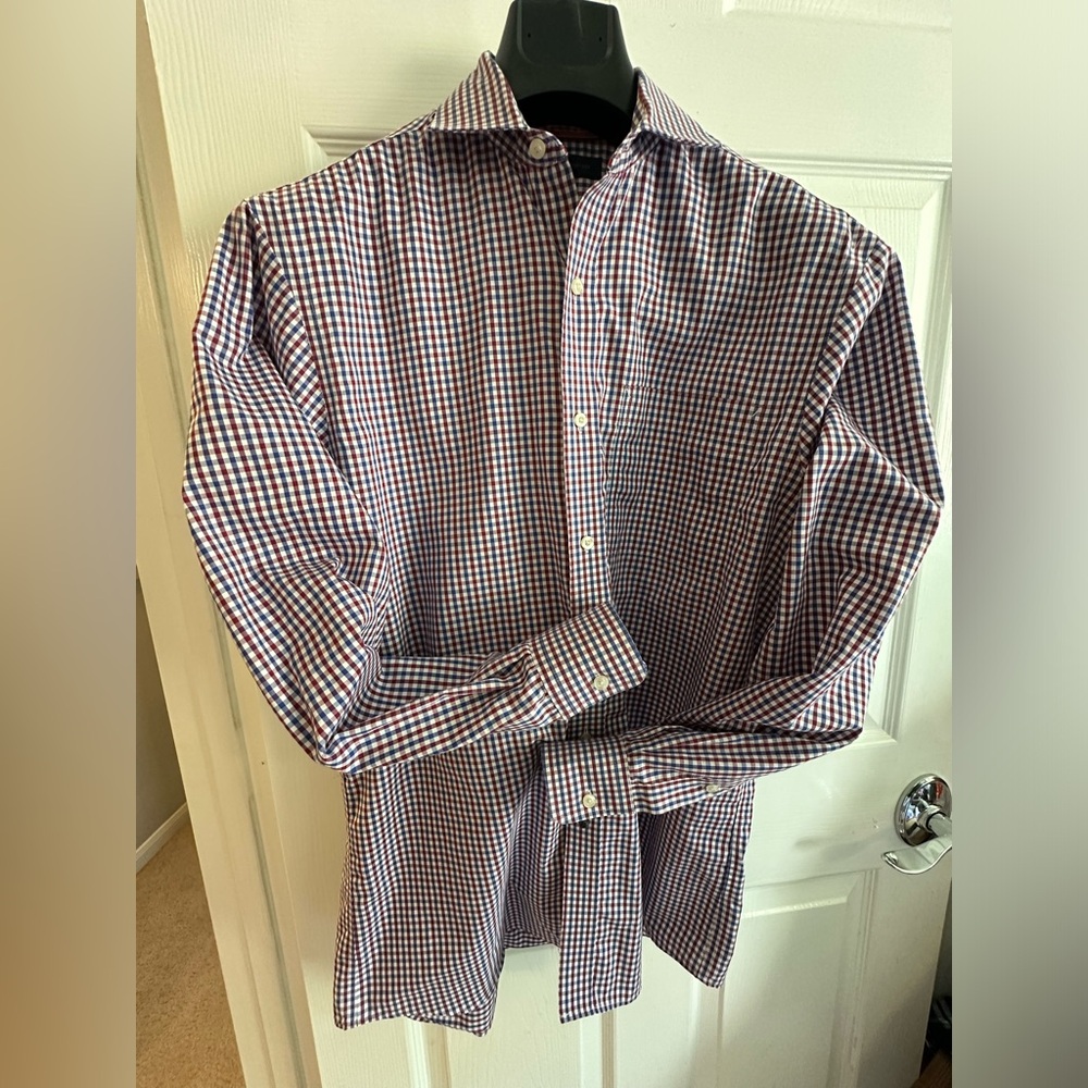 Tommy Hilfiger Men’s Button Down Shirt 32-33